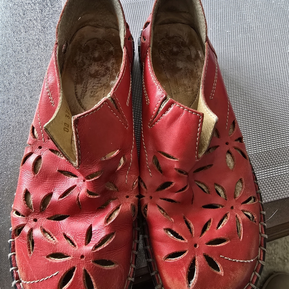 Josef Seibel Red Floral Cut-Out Loafers